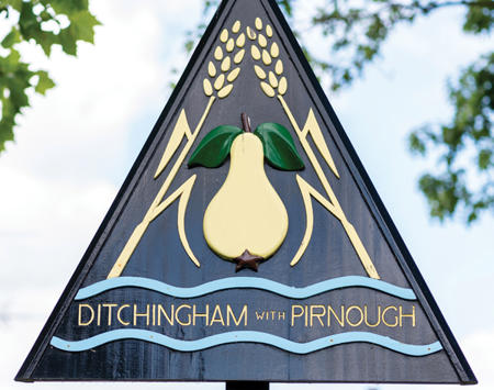 Ditchingham Village Sign 72
