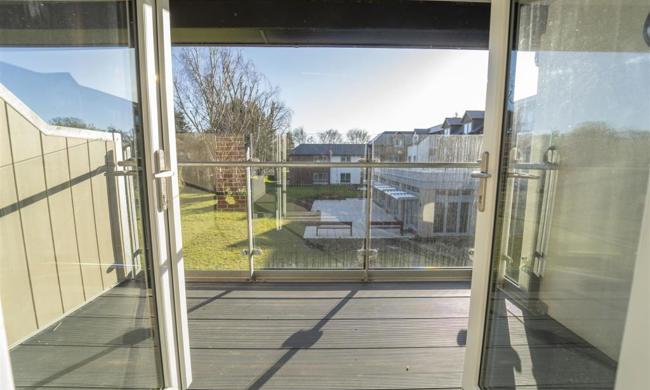 Swallowtail Place Balcony